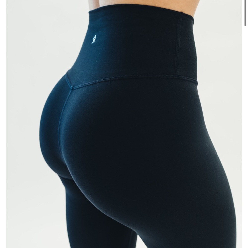 Ptula mayra Black High-Waisted Leggings